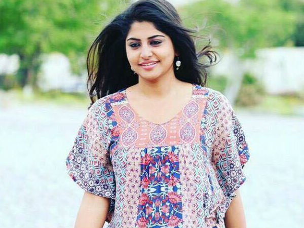 തമിഴില് തിരക്ക്