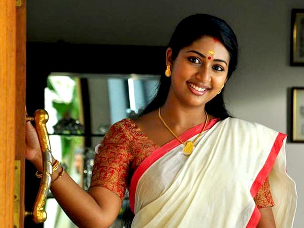ആക്രമിക്കപ്പെട്ട നടിക്ക് പിന്തുണ