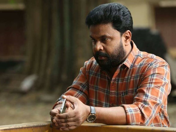 ദിലീപിന്റെ മുഖത്ത് നോക്കി ചോദിച്ചു