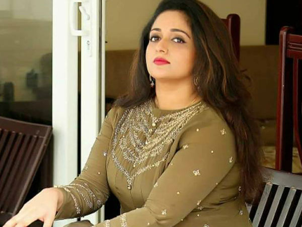 കാവ്യ പറയുന്നിടത്ത് എത്താം