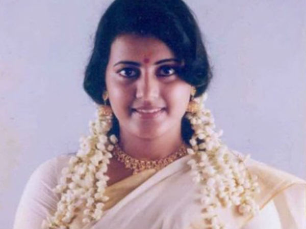 അന്നേ ഓങ്ങിവച്ചു