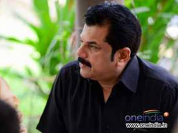 വിവാദത്തില് കുടുങ്ങിയ മുകേഷ്