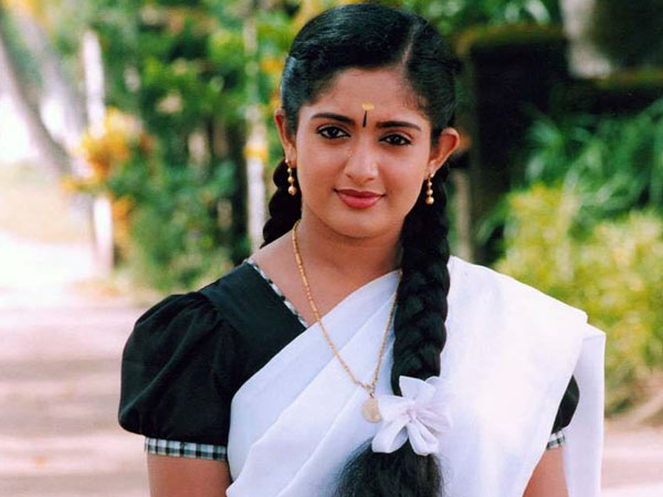 നായികയായി അരങ്ങേറിയത്