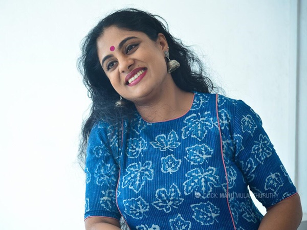 പരസ്യ ചിത്രങ്ങളില്