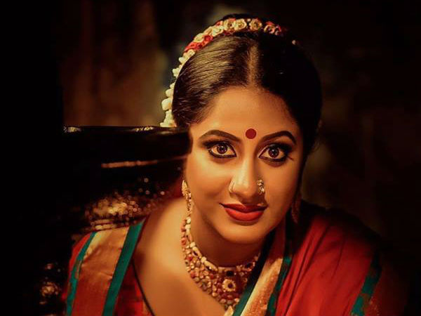 നടന്റെ കൂടെ