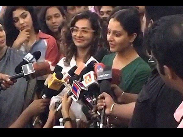 ഫ്യൂഡല് സ്വഭാവമാണ്