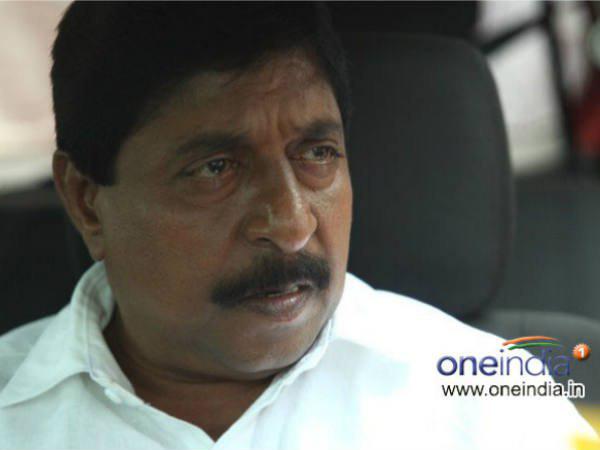 പലരുടേയും തിരക്കഥകള്