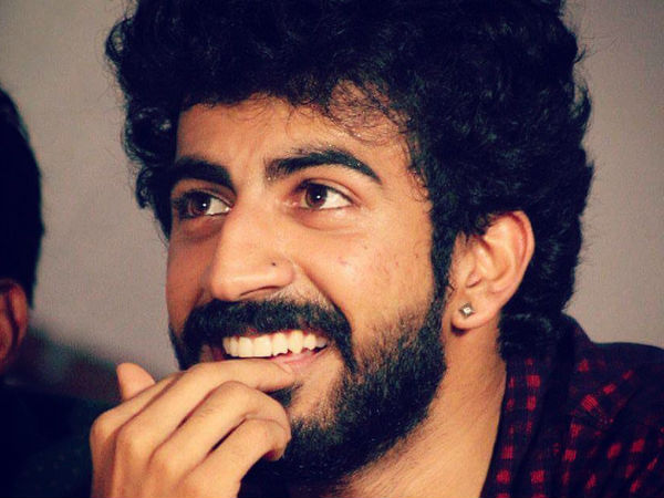 ആനന്ദത്തിലേക്ക്