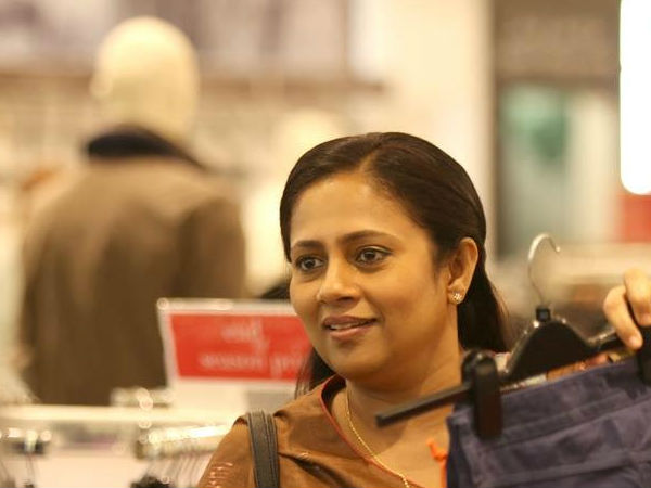 പിന്നെ തിരിച്ചെത്തിയത്