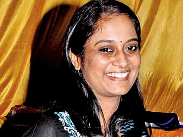 ഭര്ത്താവിനുള്ള ഗിഫ്റ്റ്