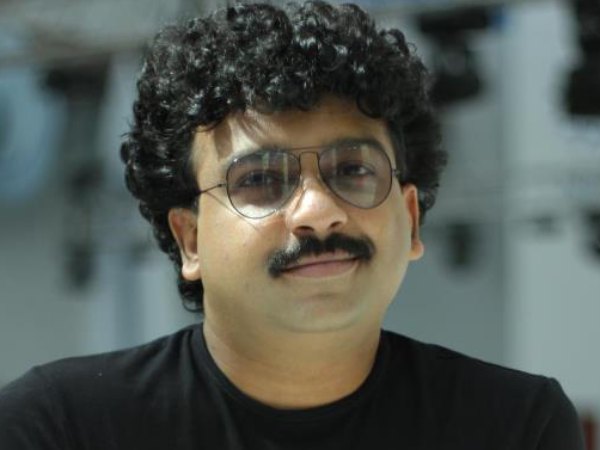 ദീപക് ദേവിന്റെ സംഗീതം