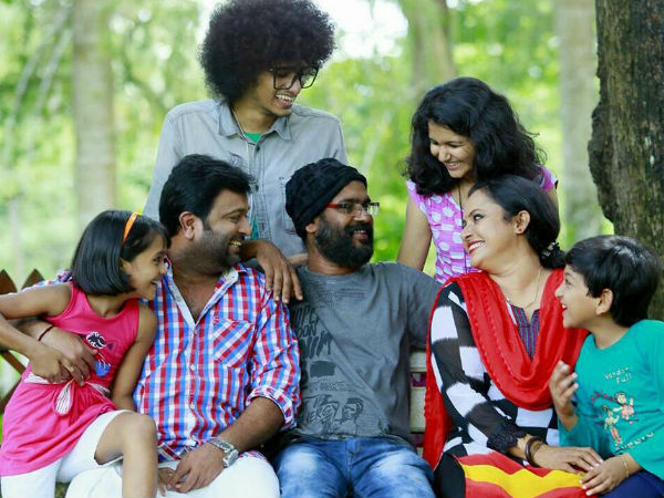 ഉപ്പുംമുളകും