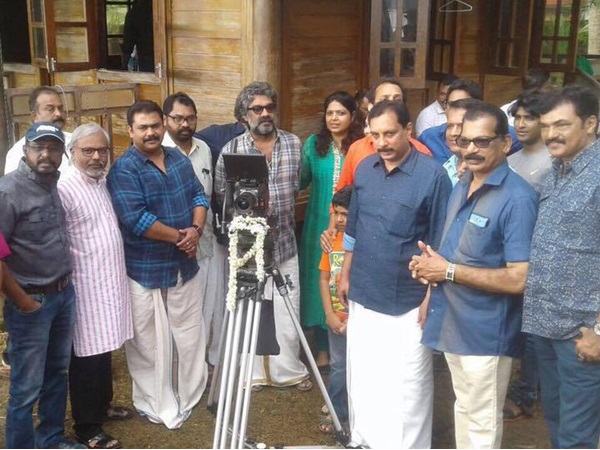 കോഴിക്കോട്ട് നിന്നും ചിത്രീകരണം