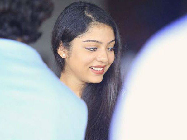 ആസിഫ് അലിയ്ക്കൊപ്പം