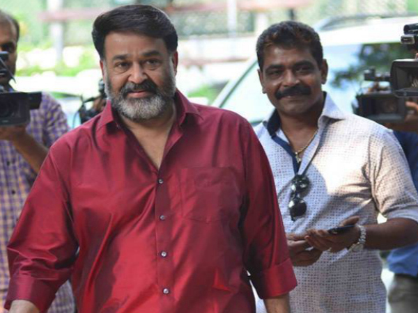സുഹൃത്തുക്കളോടൊപ്പം കാണാന് പോയി