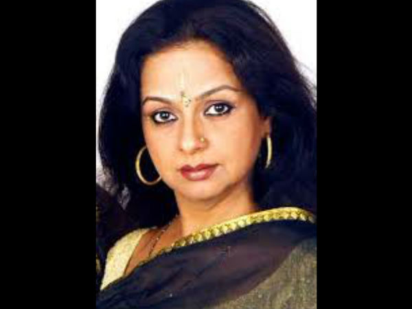 ബോളിവുഡിലേക്ക്