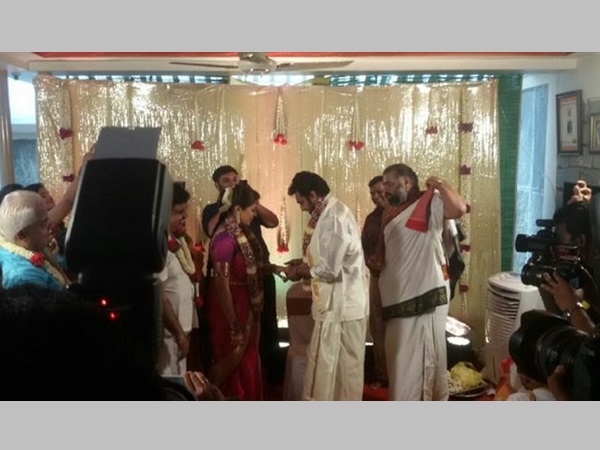 അടുത്ത സുഹൃത്തുക്കളാണ്