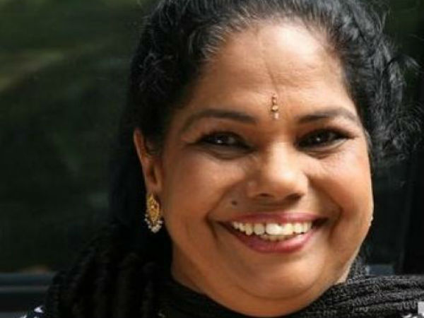 10 ചോദിച്ചാല് 5 തരും