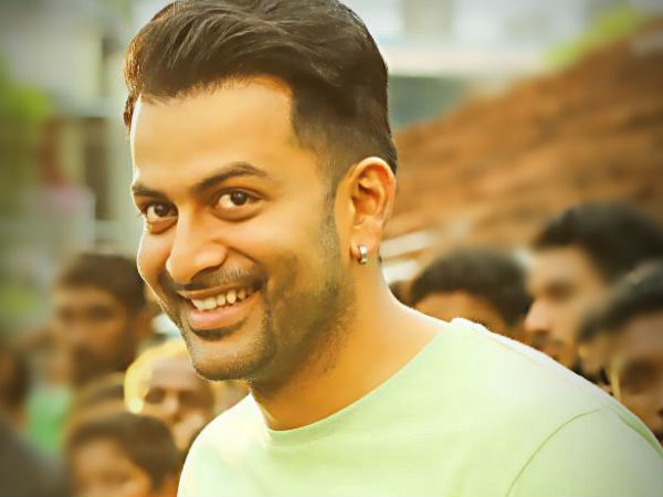 യഥാര്ത്ഥ കഥാപാത്രം