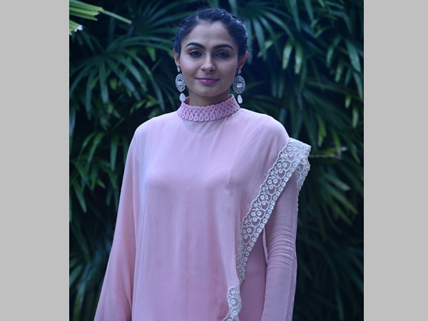 ആദ്യ സിനിമ