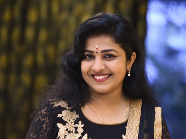 ഉമ നായര്
