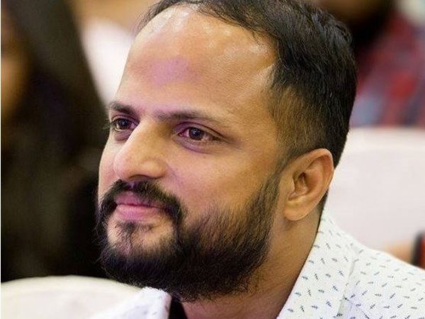 കുരങ്ങിനോട് ഉപമിച്ചുള്ള പോസ്റ്റ്