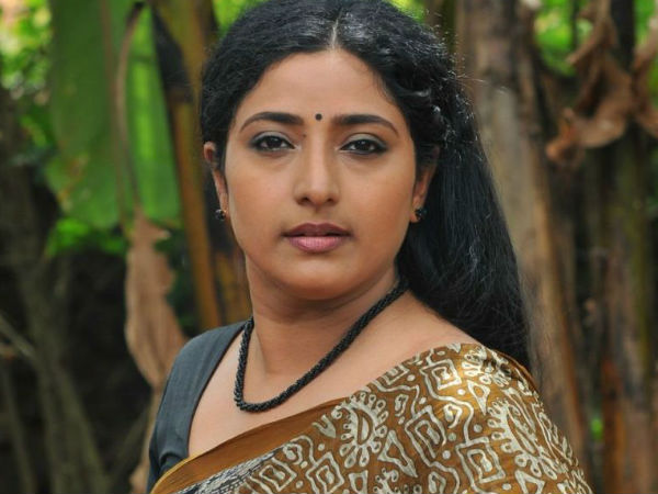 അമ്മ വേഷങ്ങളാണ് അധികവും