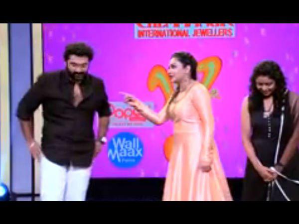കളിച്ചും ചിരിച്ചും