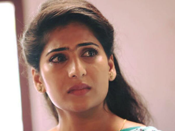 നേഹ സക്സേന