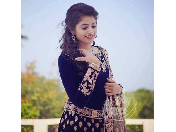 മുന്തിരിവള്ളിയിലൂടെ