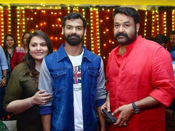 അപ്പുവിനെ ഏല്പ്പിക്കുകയായിരുന്നു