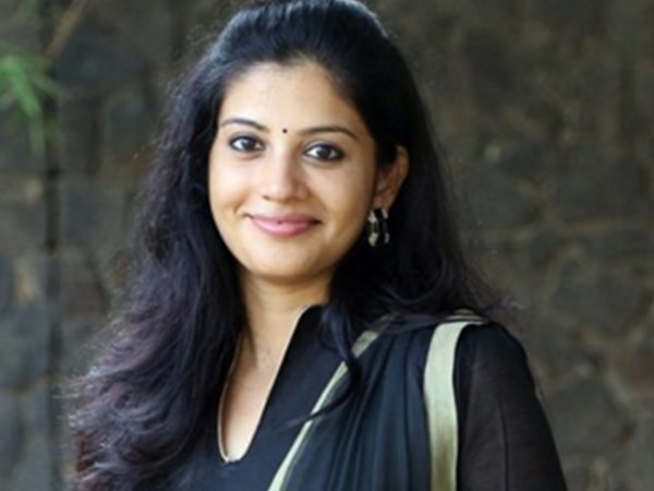 നായികയായി ശിവദ