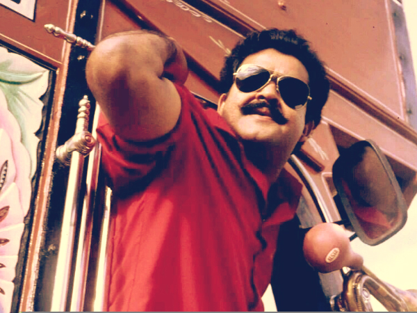 ടീസറിങ്ങനെ...