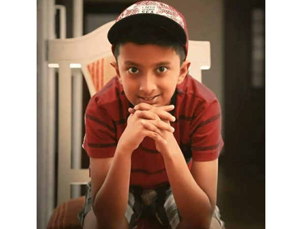 ഹ്രസ്യചിത്രത്തിലൂടെ