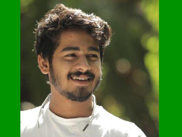 പാലും പഴവും