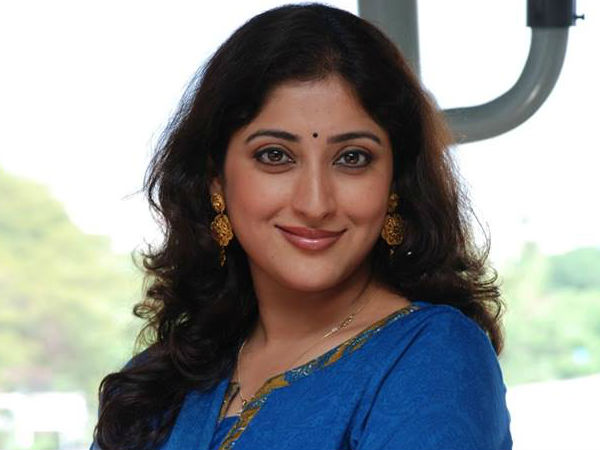 നര്ത്തകി
