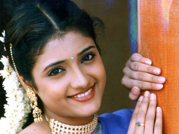 Image result for രേണുകാ മേനോന്‍