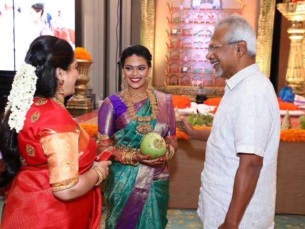 കാര്ത്തിക്കൊപ്പം