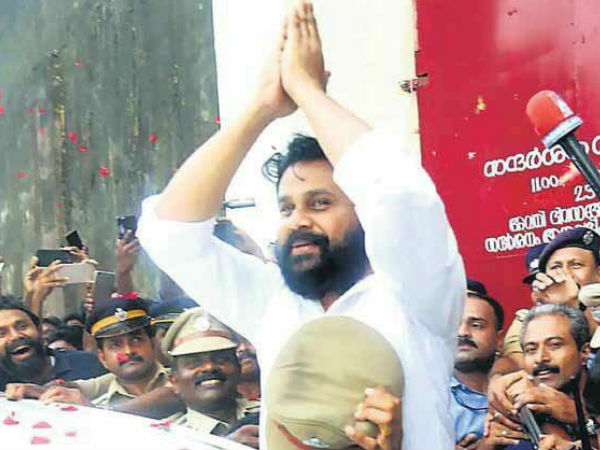 സാമ്യമുള്ള കഥ