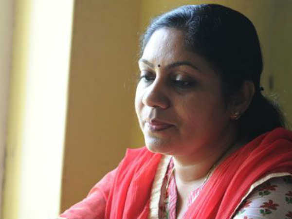 മദ്യം വാങ്ങാൻ ഒപ്പം പോയിട്ടുണ്ട്