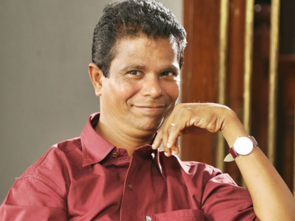 തിരുവനന്തപുരത്ത് ജനനം