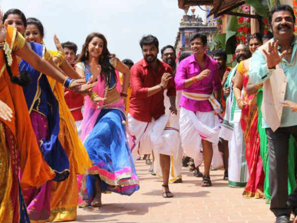 കാശിയുടെ വർണപ്പൊലിമ