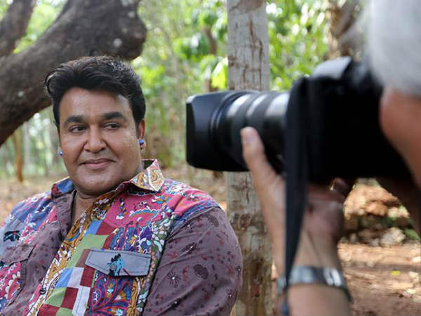 നിക് ഉട്ടിന്രെ സന്ദര്ശനം