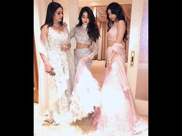 Jhanvi Kapoor Jhanvi Kapoor