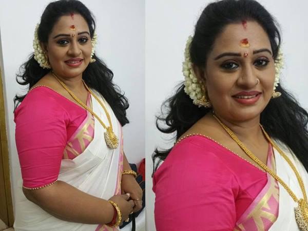 തിരക്കിട്ട അഭിനയം