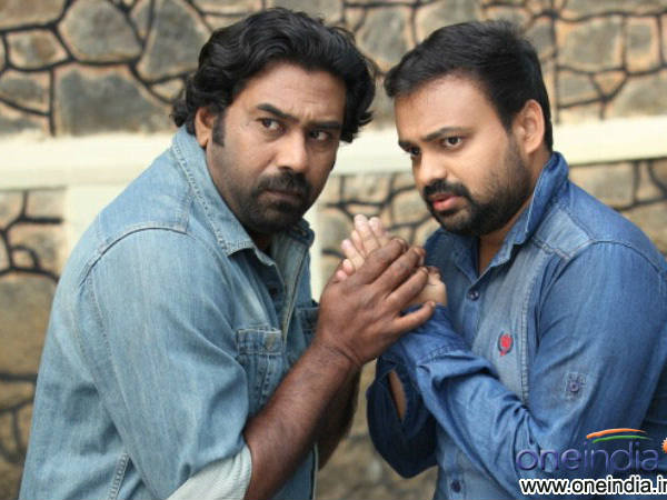 ചാക്കോച്ചന് ബിജുമേനോന് കൂട്ടുക്കെട്ട്