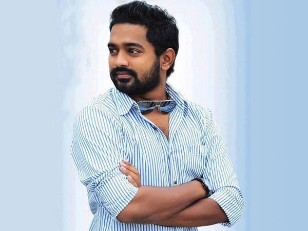 മേക്കപ്പിനൊക്കെ ഒരു പരിധിയില്ലേ?