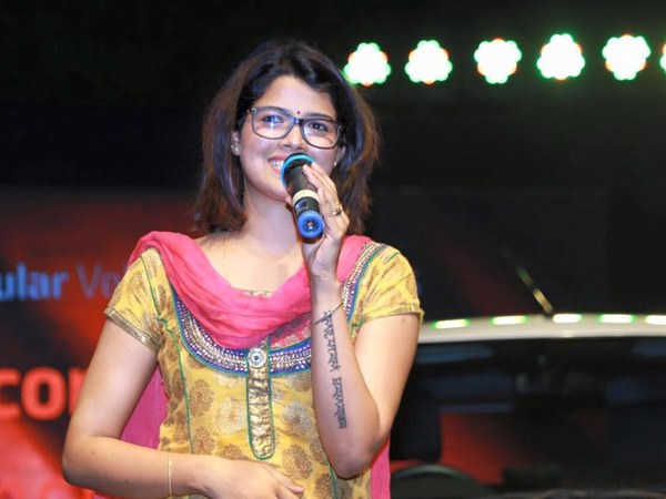 സോഷ്യല് മീഡിയയിലെ ആക്രമണം