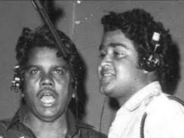 തുടക്കം മുതലേ പാടി