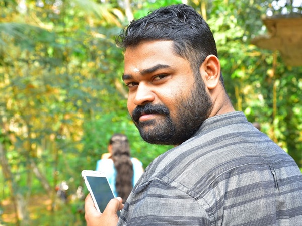 ഷൂട്ട് ചെയ്തപ്പോള് ഉണ്ടായ പ്രതിസന്ധി?